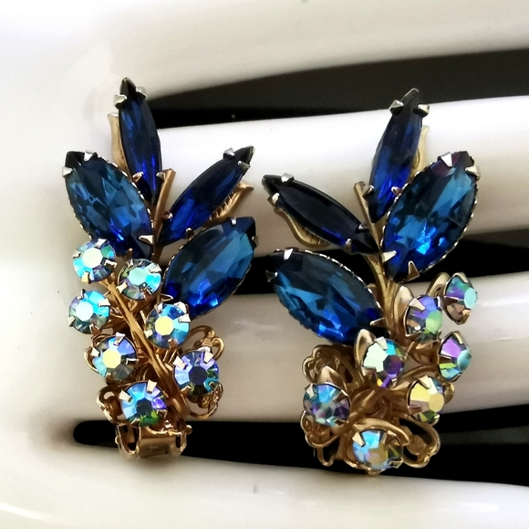Judy Lee Vintage Blue Rhinestone Brooch and Earring Set - Picture 3 of 10